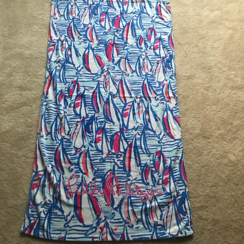Lilly Pulitzer Beach Towel in Red Right Return